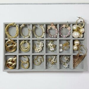 Elegant Gold and Pearl Earring Set